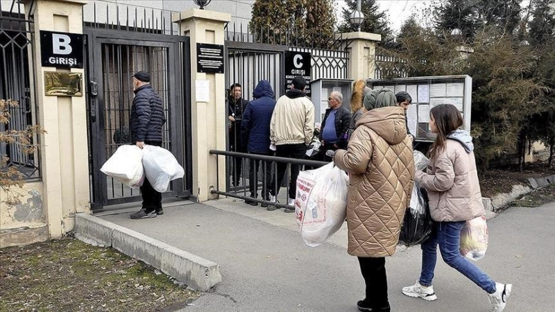 В Кыргызстане продолжается сбор помощи для нужд зоны бедствия в Турции