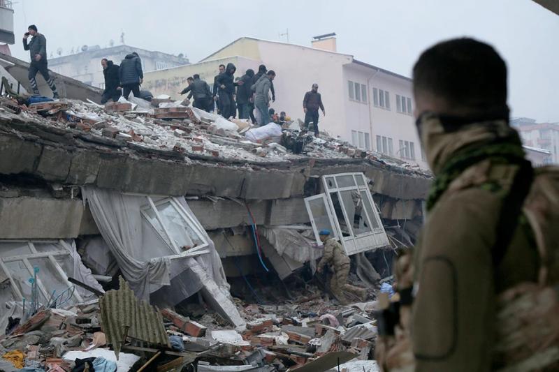 В Ташкенте создали централизованный пункт сбора гуманитарной помощи для турецкого народа, пострадавшего от землетрясений  