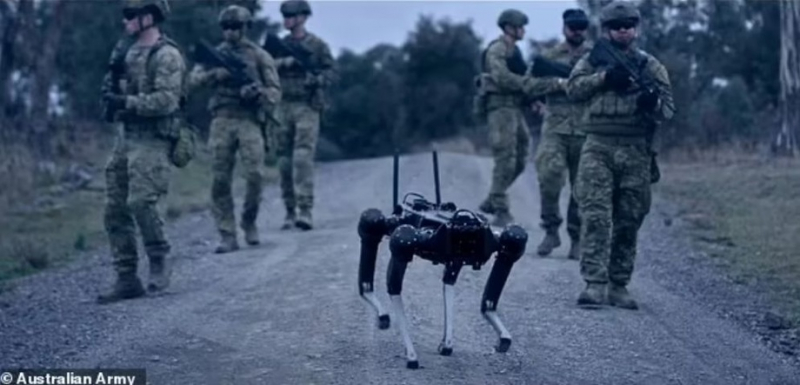 Австралия тестирует военных роботов, управляемых сигналами мозга солдат