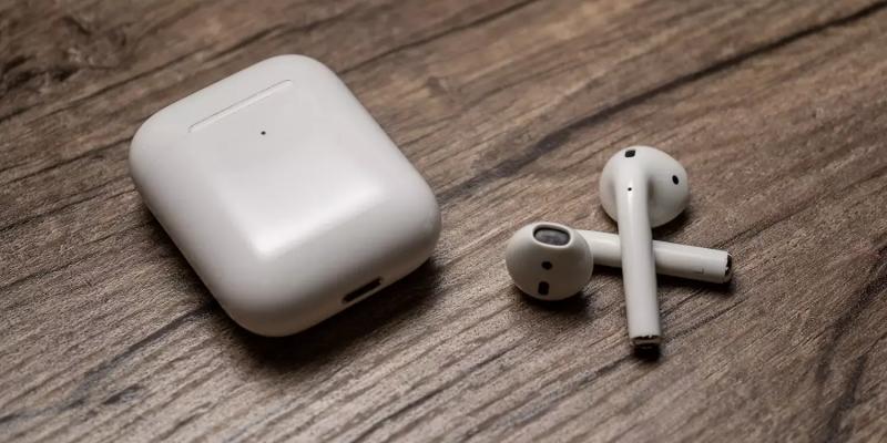 Как быстро и точно отличить поддельные наушники Apple AirPods от оригинальных (фото+видео)