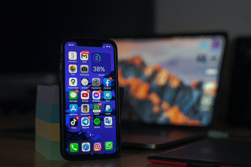 Сомнительная экономия. Все, что нужно знать о «серых» iPhone