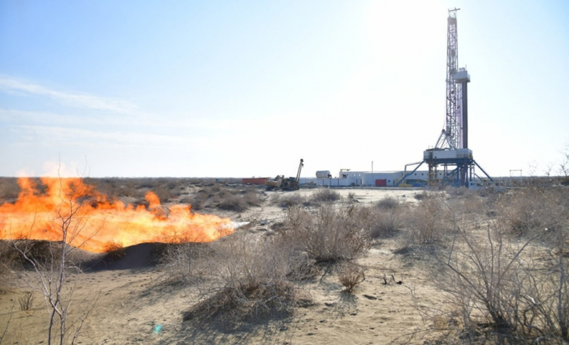 В Узбекистане продолжает падать добыча газа 