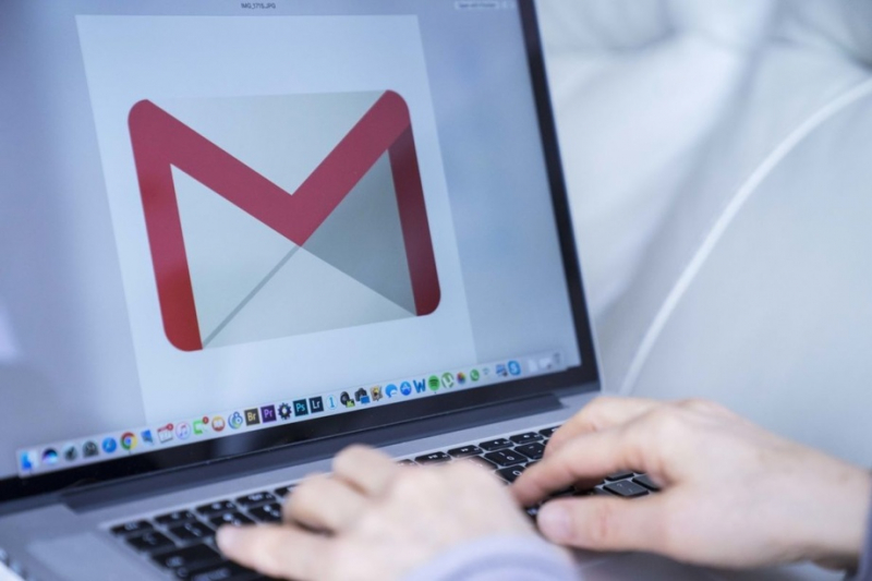 Как в Gmail пометить все сообщения как прочитанные