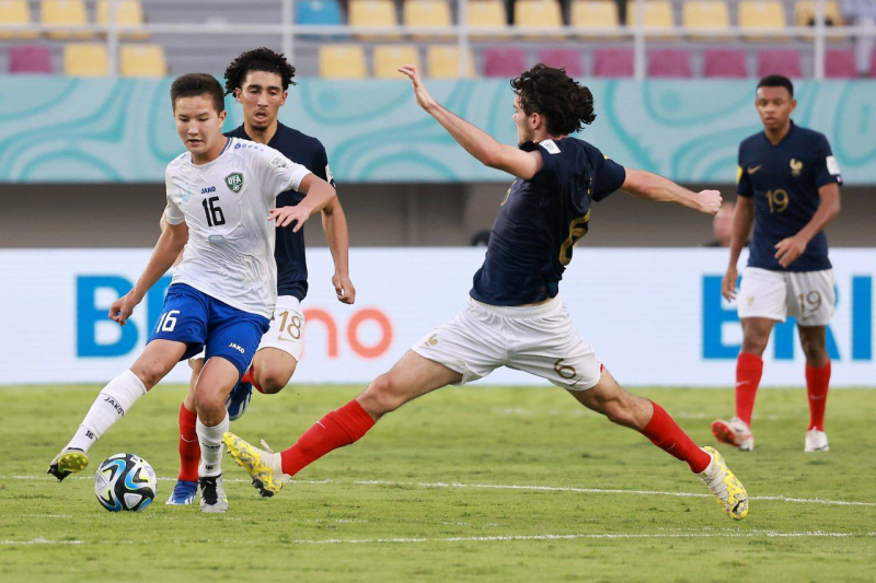 Юношеская сборная Узбекистана в четвертьфинале Чемпионата мира уступила сборной Франции 0:1