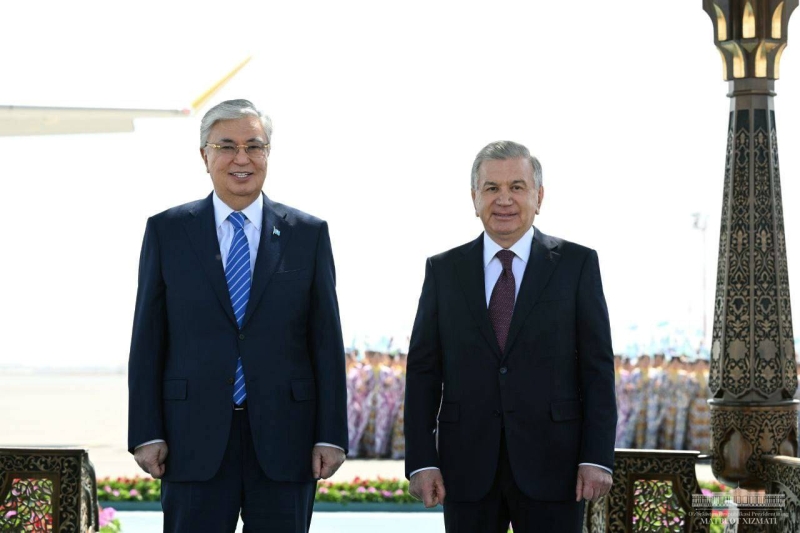 Президент Казахстана прибыл в Узбекистан с рабочим визитом