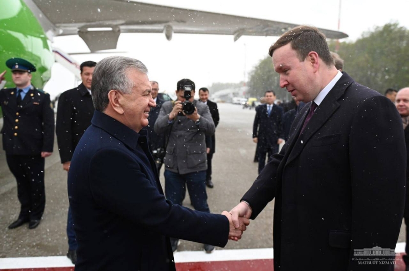 Президент Узбекистана прибыл с рабочим визитом в Москву