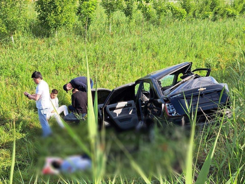 В Джизакской области при столкновении Lacetti с пассажирским автобусом погиб человек