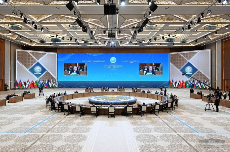 На саммите ШОС в Астане главы государств подписали более 20 документов