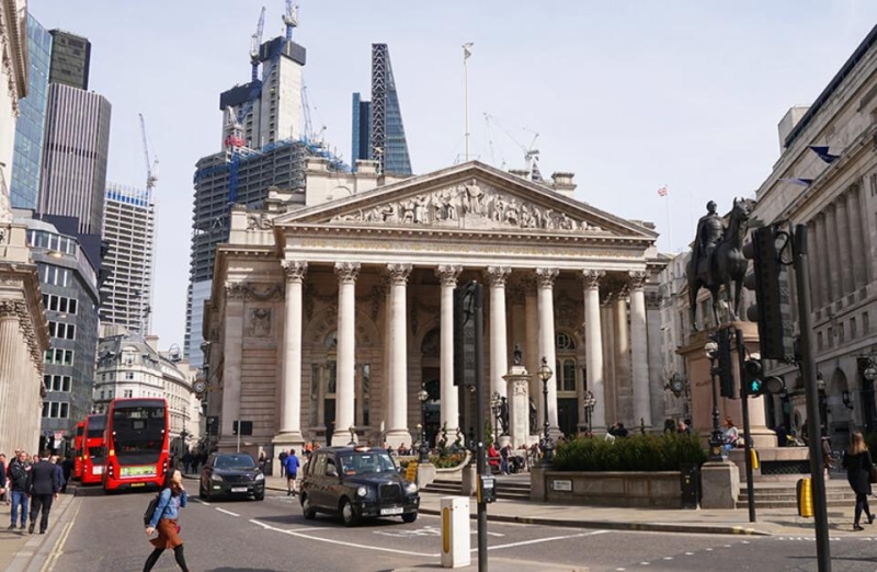 Нацбанк Узбекистана разместил международные облигации на Лондонской фондовой бирже