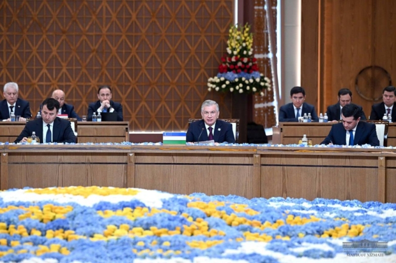 Президент Узбекистана призвал усилить сплоченность «семьи ШОС»