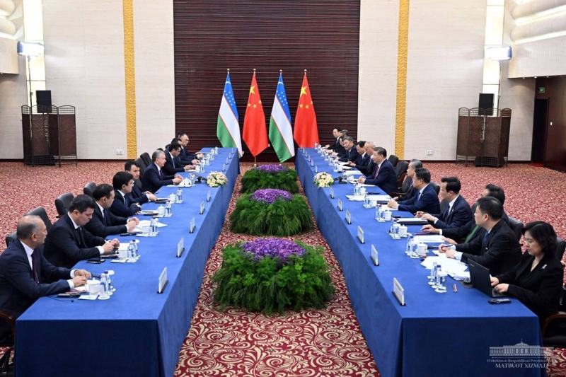 Шавкат Мирзиёев провел переговоры с лидером Китая