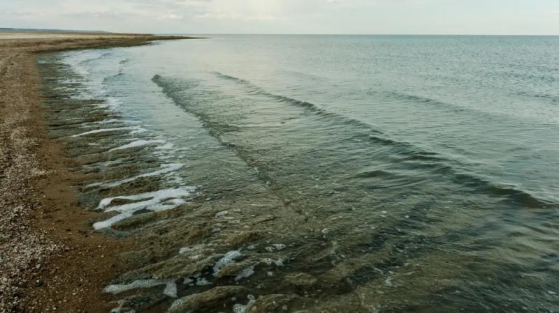 Узбекистан продолжает помогать Казахстану поливной водой