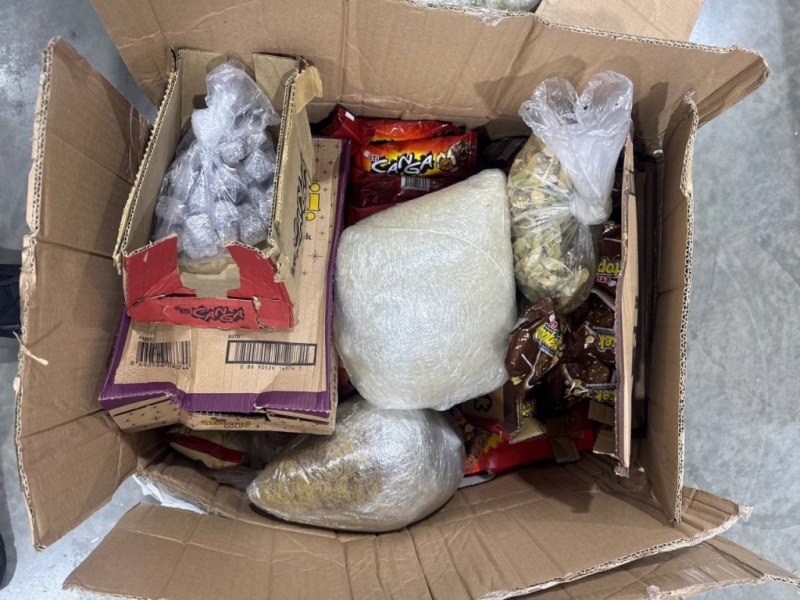 Таможенники Узбекистана нашли в посылках из-за рубежа почти килограмм наркотиков под видом сладостей