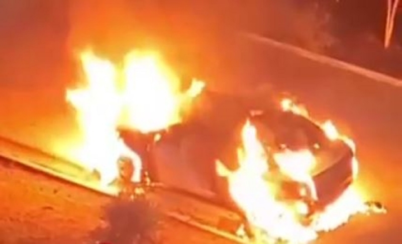 В Чирчике сгорел стоящий на месте Cobalt. Видео