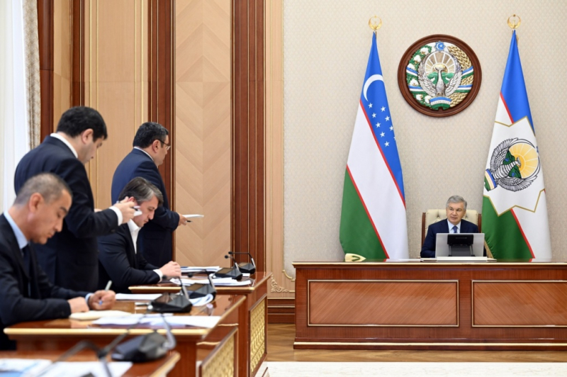 Шавкат Мирзиёев поручил создать в Ташкенте 12 озер, а берега реки Чирчик превратить в зеленую зону