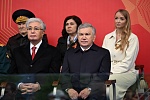 Дань памяти через поколения. Президент Узбекистана побывал на торжествах в честь 9 Мая в Москве