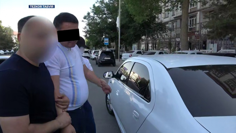 Полсотни тысяч долларов за свободу. В Сурхандарье помощника судьи поймали на крупной взятке. Видео